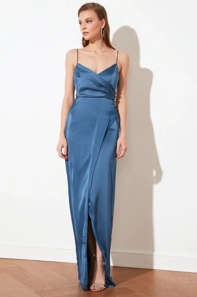 satenove elegantne saty